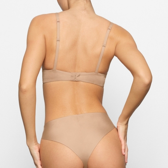 SKIMS PUSH-UP PLUNGE BRA - Clay - 34DD - Picture 4 of 5